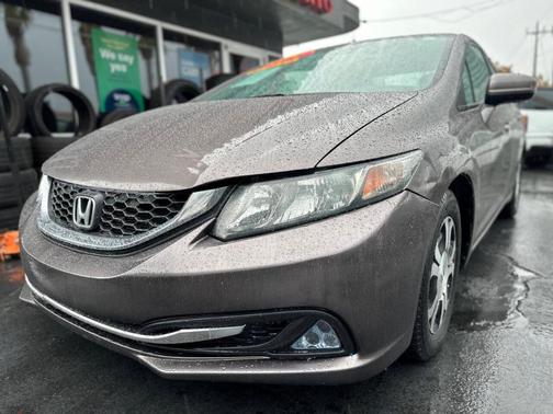 2014 Honda Civic Hybrid Base w/Leather (CVT)