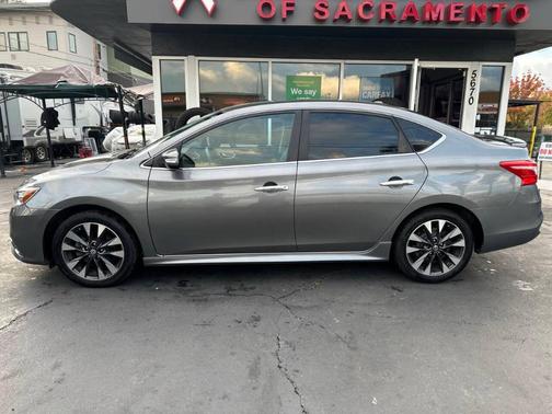 2016 Nissan Sentra SR