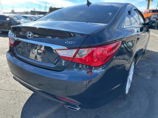 2011 Hyundai SONATA SE 2.0T