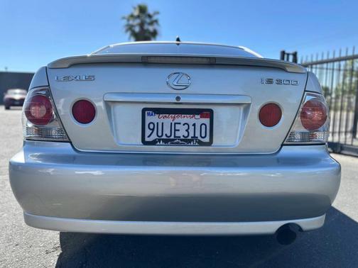Silver 2003 Lexus IS 300 Base