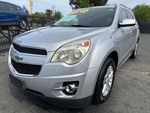 Silver 2013 Chevrolet Equinox 2LT