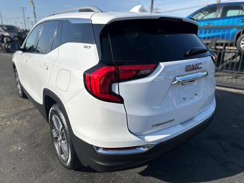 2021 GMC Terrain SLT