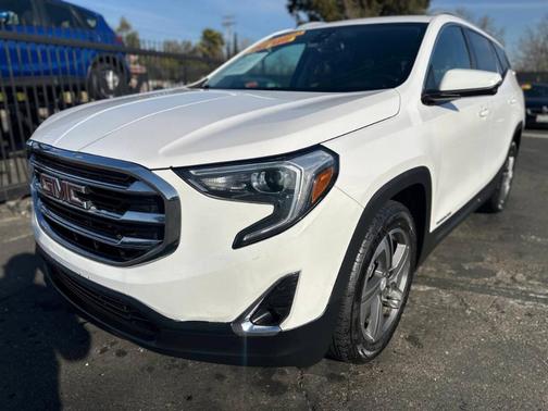 2021 GMC Terrain SLT