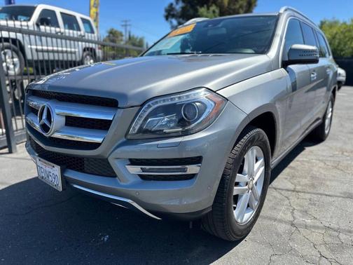 Gray 2014 Mercedes-Benz GL-Class GL 350 BlueTEC 4MATIC