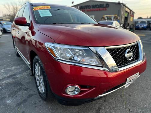 2014 Nissan Pathfinder SL