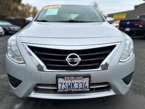 2016 Nissan Versa 1.6 S+