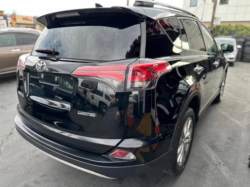 2018 Toyota RAV4 Limited