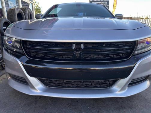 2016 Dodge Charger SE