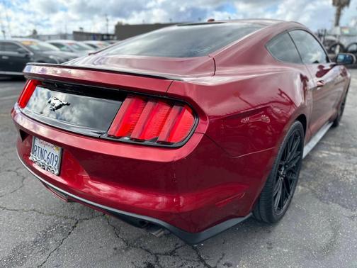 2015 Ford Mustang EcoBoost Premium