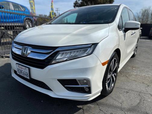 2018 Honda Odyssey Elite