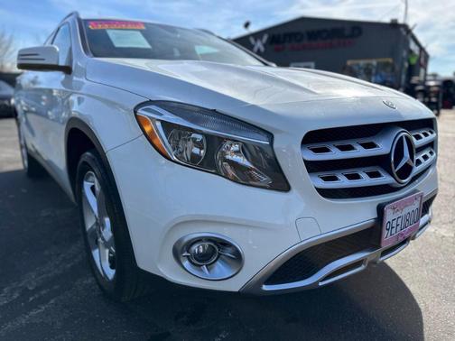 2018 Mercedes-Benz GLA 250 Base 4MATIC