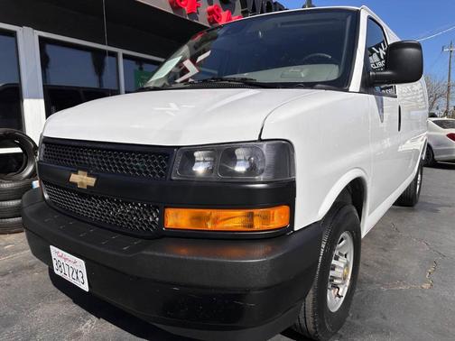 2021 Chevrolet Express 2500 Work Van