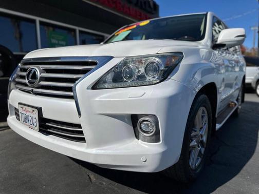 2014 Lexus LX 570 Base