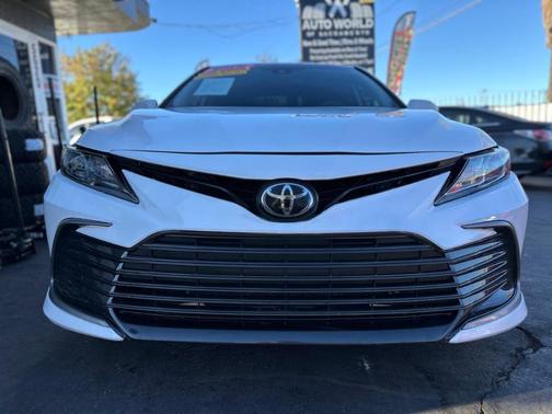 2021 Toyota Camry LE