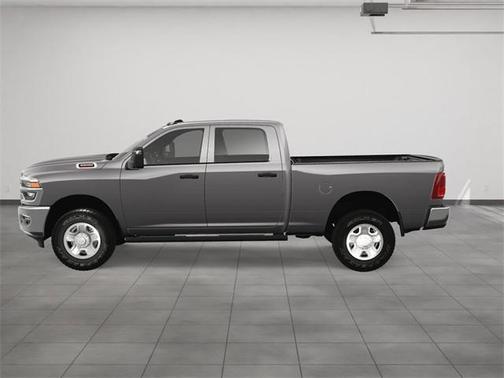 2025 RAM 3500 Tradesman Crew Cab 4x4 6'4' Box