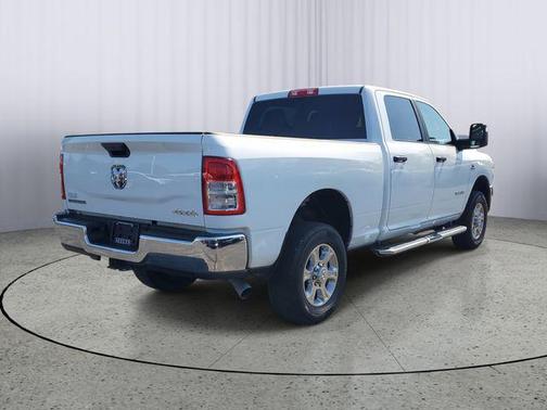 2023 RAM 2500 Big Horn Crew Cab 4x4 6'4' Box