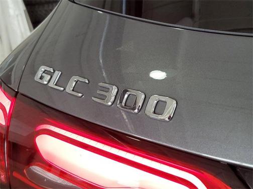 2023 Mercedes-Benz GLC 300 4MATIC