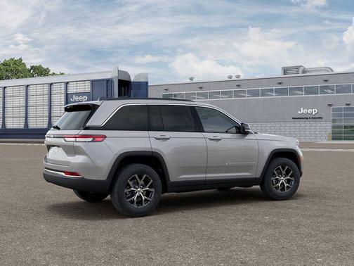 Silver Zynith 2025 Jeep Grand Cherokee Limited