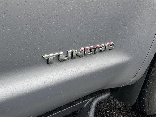 2014 Toyota Tundra SR5
