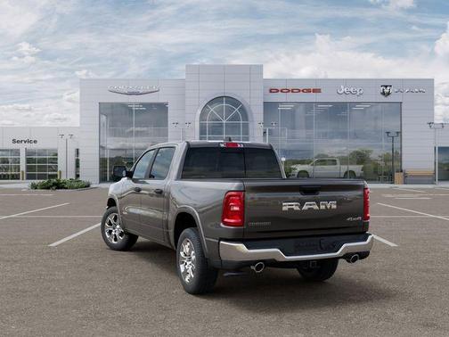 Granite Crystal Metallic Clearcoat 2026 RAM 1500 Big Horn/Lone Star