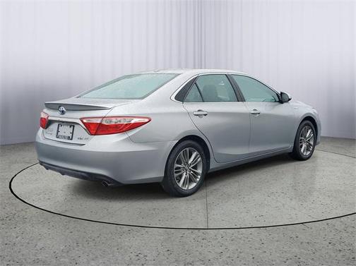 2016 Toyota Camry Hybrid SE