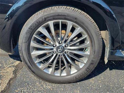 2021 INFINITI QX80 SENSORY