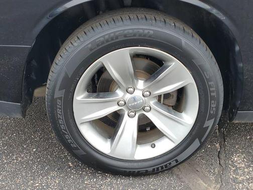 2017 Dodge Challenger SXT