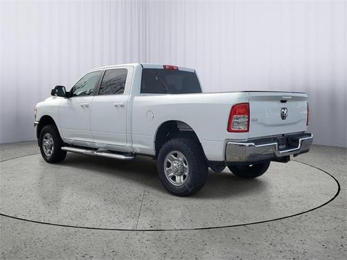 2022 RAM 2500 Big Horn Crew Cab 4x4 6'4' Box
