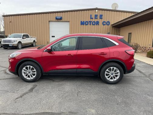 2020 Ford Escape SE