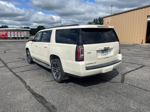 2015 GMC Yukon XL 1500 SLT