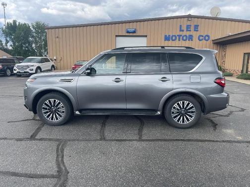2023 Nissan Armada SL