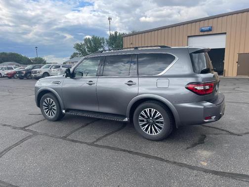 2023 Nissan Armada SL