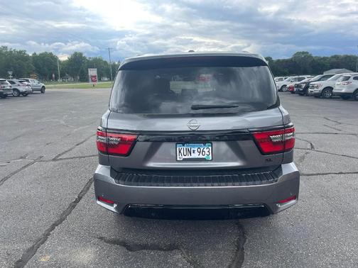 2023 Nissan Armada SL