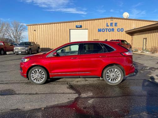 2024 Ford Edge Titanium