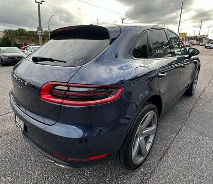 2016 Porsche Macan Turbo