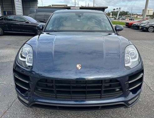 2016 Porsche Macan Turbo
