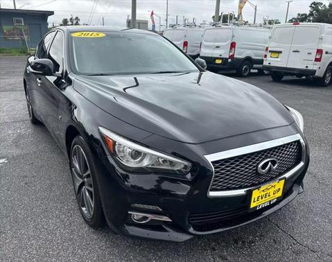 2015 INFINITI Q50 Premium