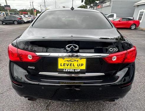 2015 INFINITI Q50 Premium