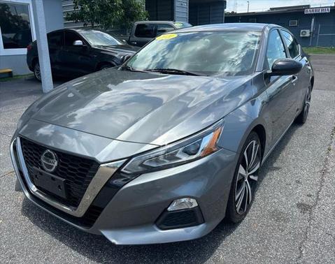 2021 Nissan Altima SR FWD