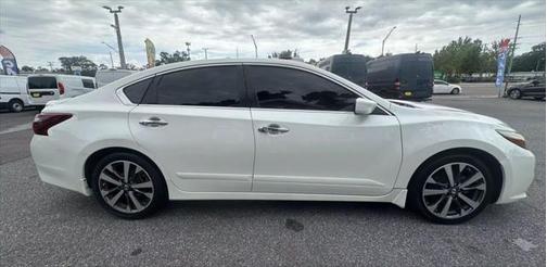 2017 Nissan Altima 2.5 SR