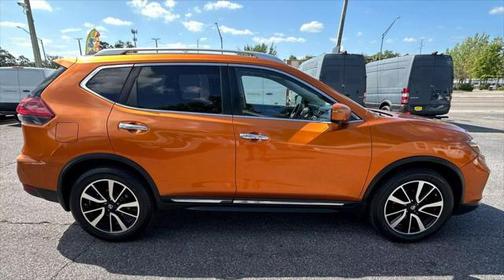 2018 Nissan Rogue SL