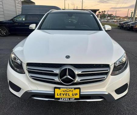 2017 Mercedes-Benz GLC 300 4MATIC