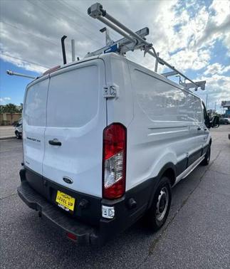 2017 Ford Transit-250 Base