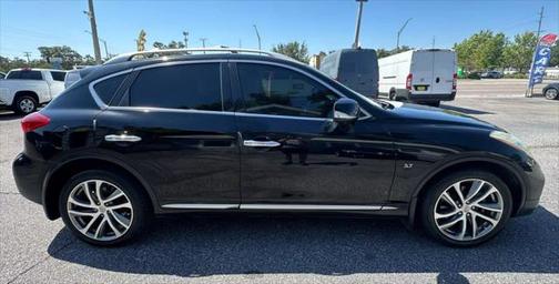 2017 INFINITI QX50 Base