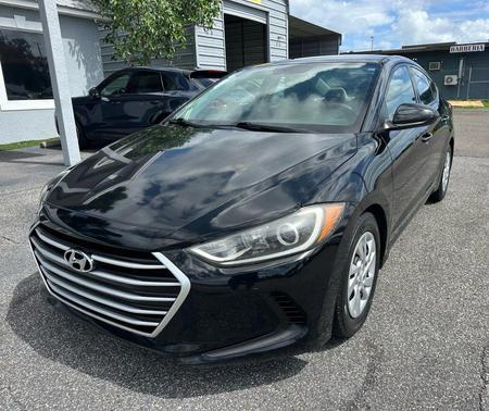 2018 Hyundai ELANTRA SE
