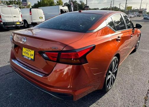 2020 Nissan Altima SR FWD