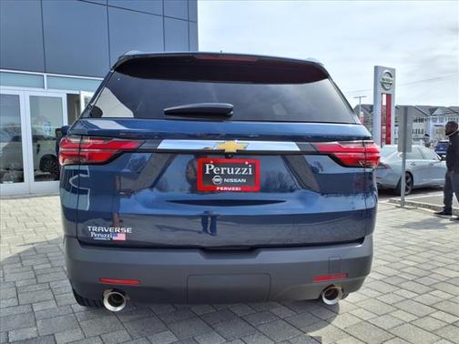 2022 Chevrolet Traverse LS