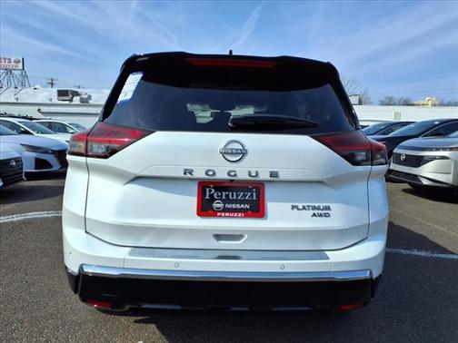 2025 Nissan Rogue Platinum