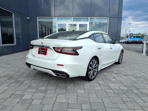 2023 Nissan Maxima 3.5 Platinum