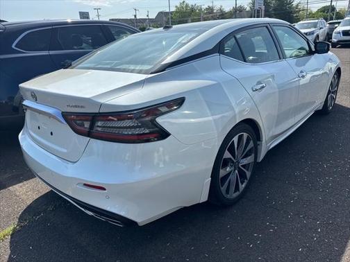 2023 Nissan Maxima 3.5 Platinum